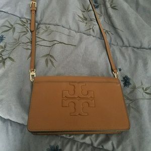 Tan leather Tory Burch
