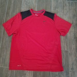 Nike short sleeve shirt