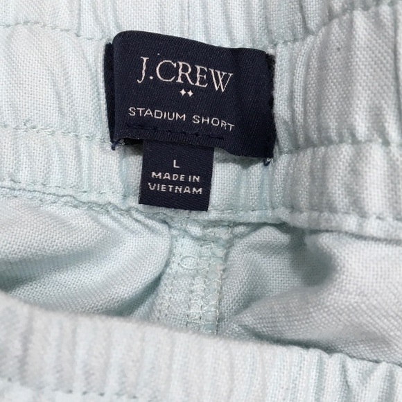 J. Crew Other - J.Crew Mint 9" oxford Stadium shorts L
item C1751