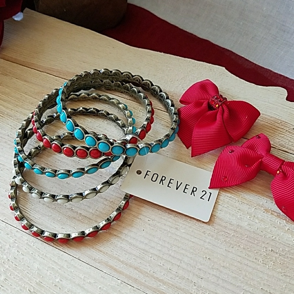 RED WHITE AND BLUE Bangle  Bracelet 🇺🇸🇺🇸🇺🇸