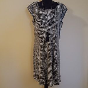 Signature by Robbie Bee Black/White Dress