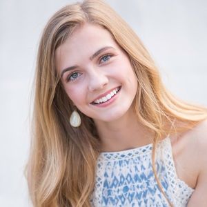 Meet your Posher, Abbi