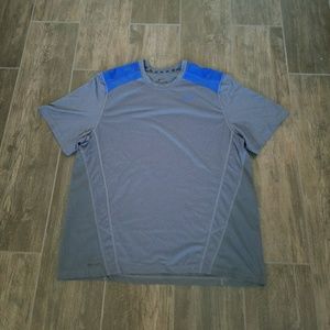 Short sleeve Nike shirt