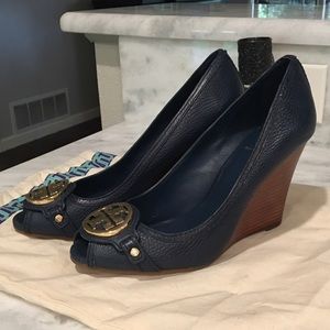Tory Burch Leticia High Wedge Peep-Toe Pumps Navy