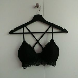 ABERCROMBIE Black Padded Bralette
