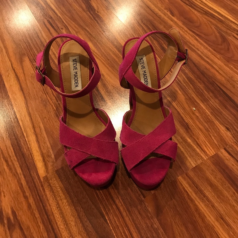 Heels - Picture 3 of 4