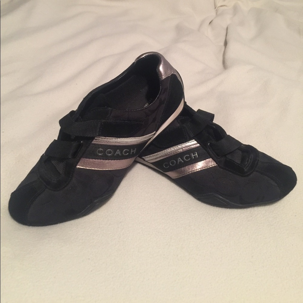 Authentic COACH Jenney Sneakers in Black Size 9