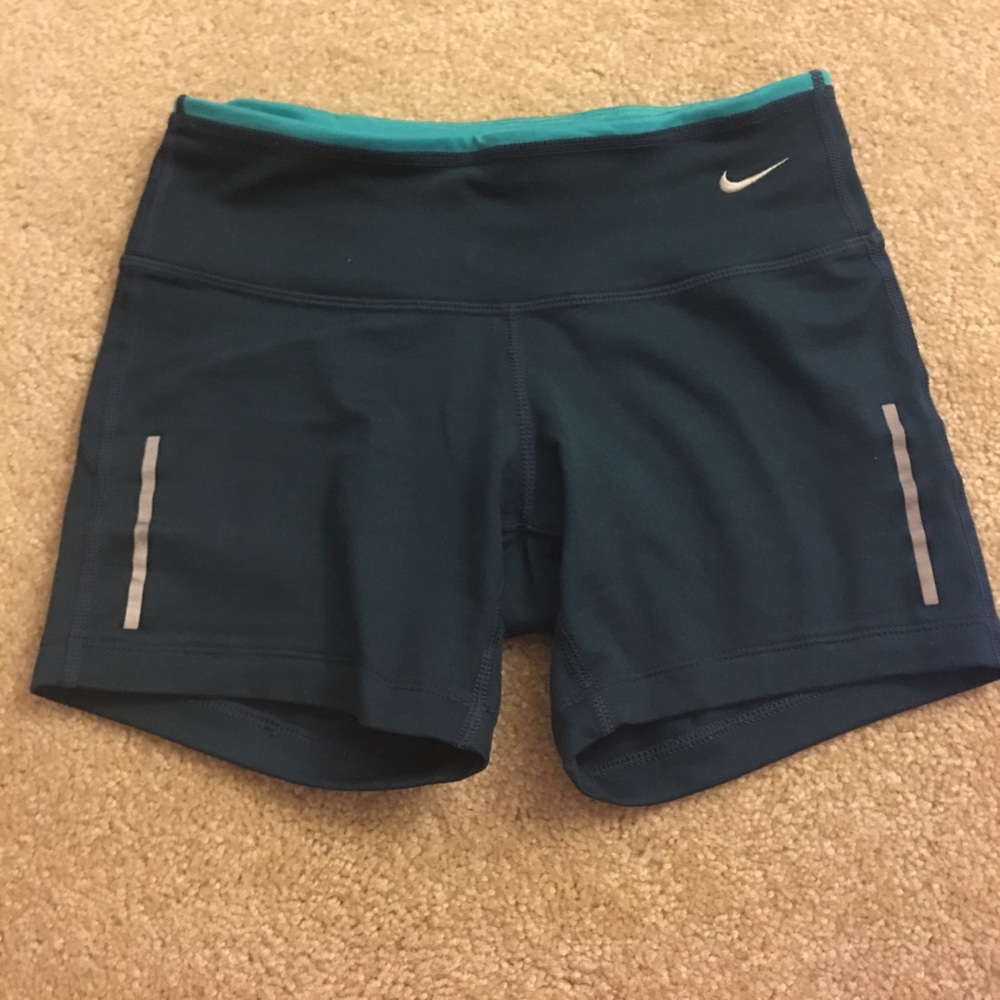 NIKE DRI FIT SPANDEX