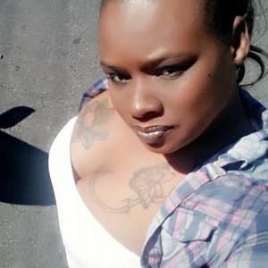 Meet your Posher, Iris