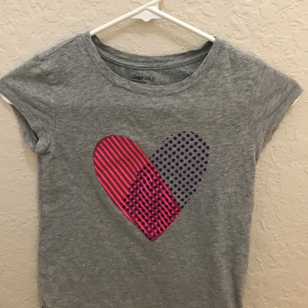 Gap tee