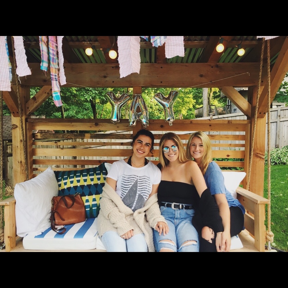 Meet your Posher, Sophie