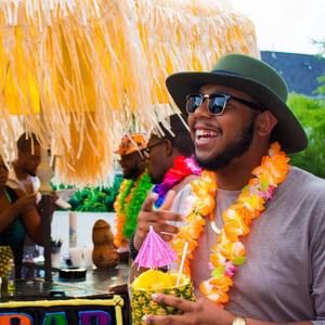 Meet your Posher, Darius