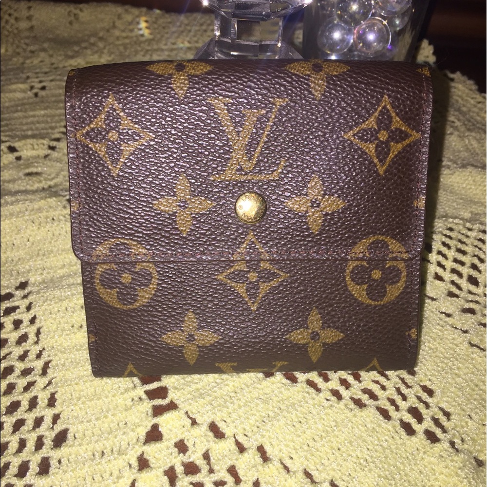 Louis Vuitton wallet. Authentic.