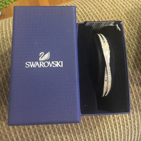 Swarovski crystal EDITH Bangle - Picture 2 of 5