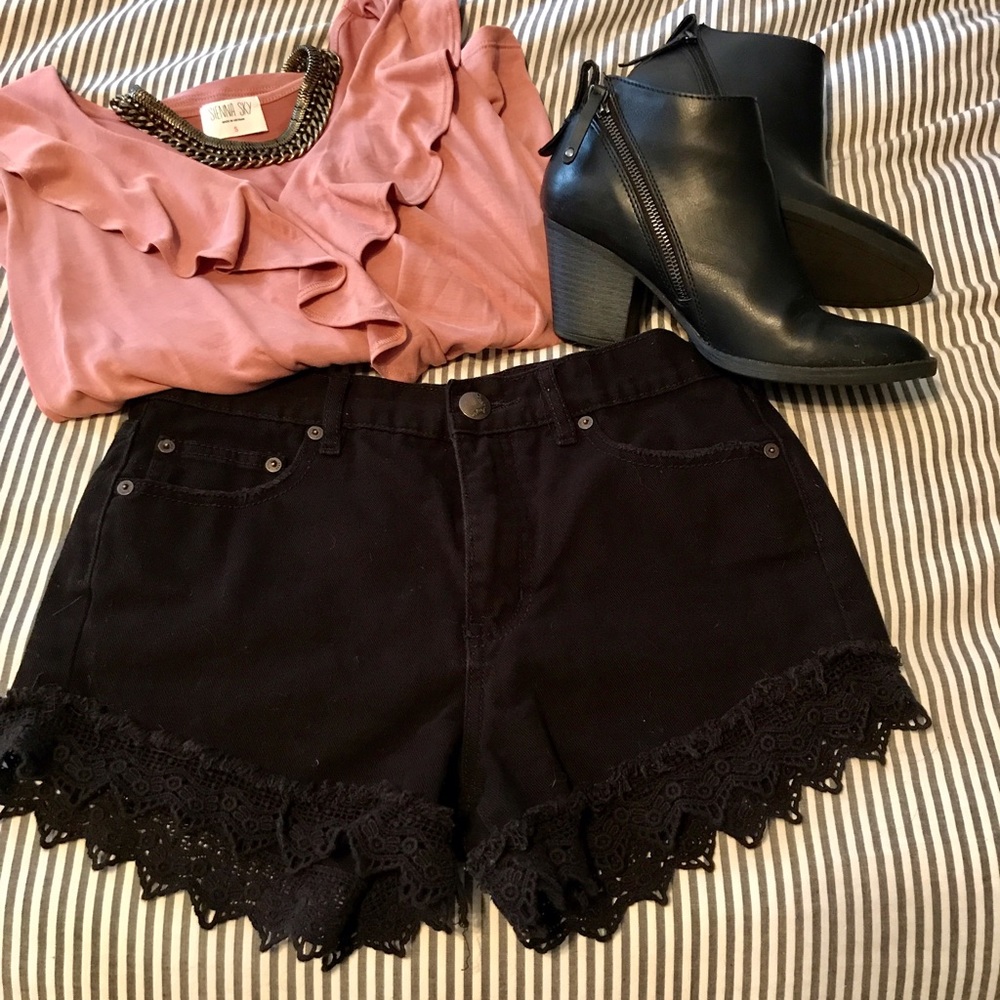 Final! Free People high waisted black denim shorts