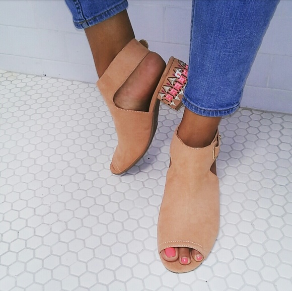 //The Sammie// Blush pink embroidered chunky heel - Picture 7 of 8