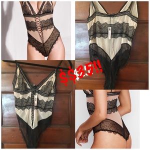Victoria's Secret very sexy Plunge lace up teddy