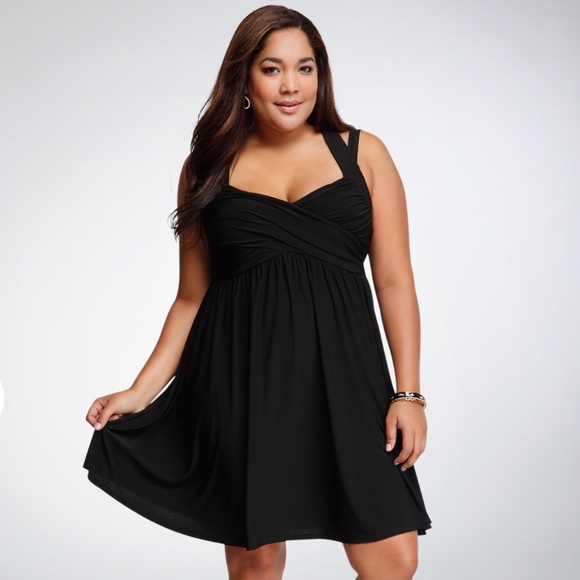 Torrid Crisscross Babydoll Dress - Picture 2 of 4