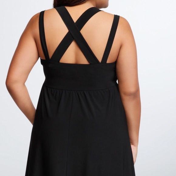 Torrid Crisscross Babydoll Dress - Picture 3 of 4