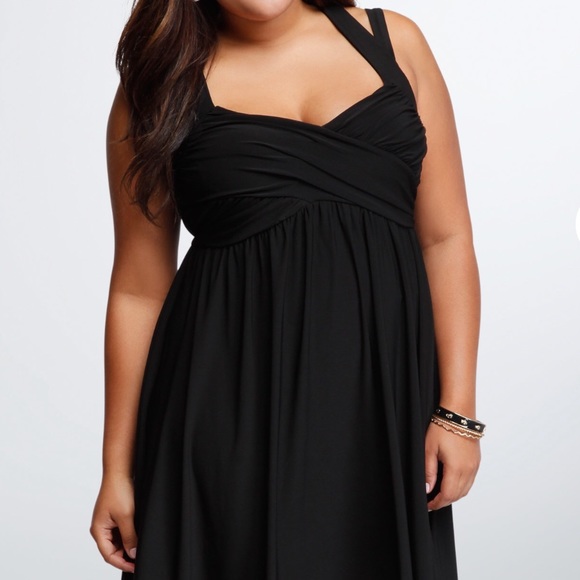 Torrid Crisscross Babydoll Dress - Picture 4 of 4