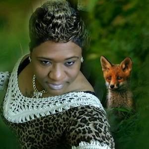 Meet your Posher, Renee