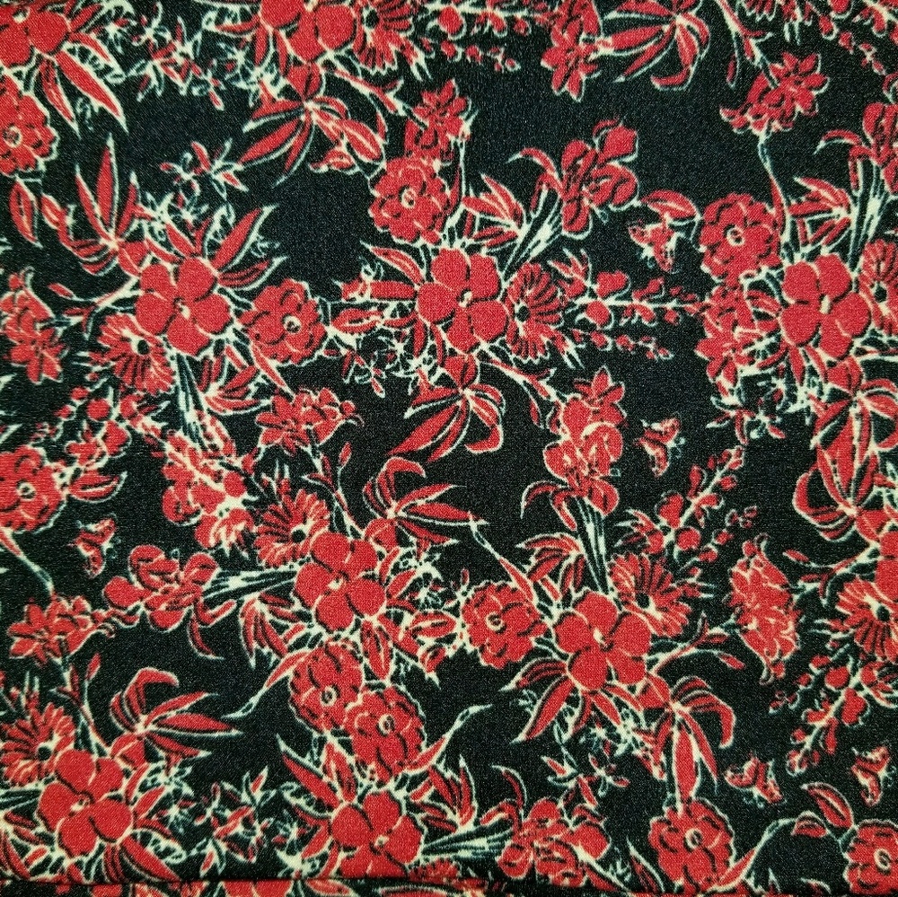 CLEAN OUT SALE!! LuLaRoe Floral OS Leggings!