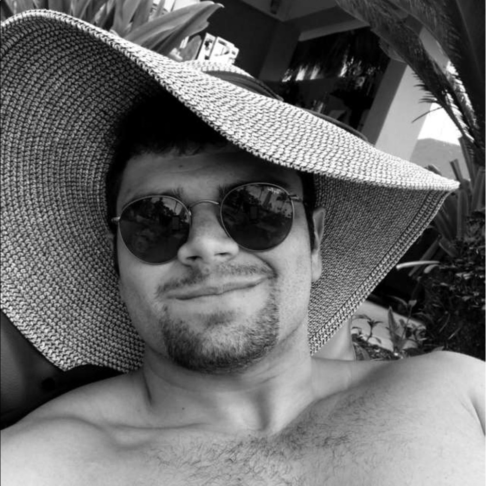 Meet your Posher, Bibi