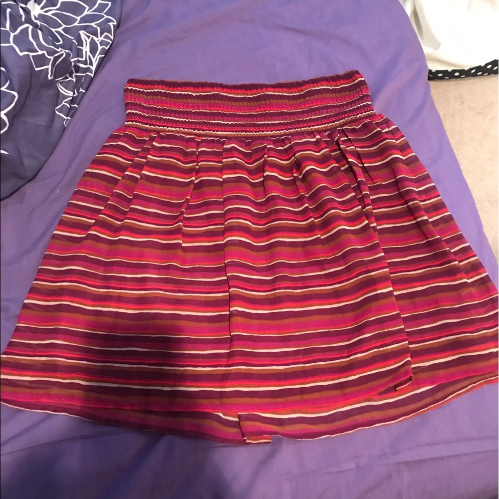 Old Navy Striped skirt