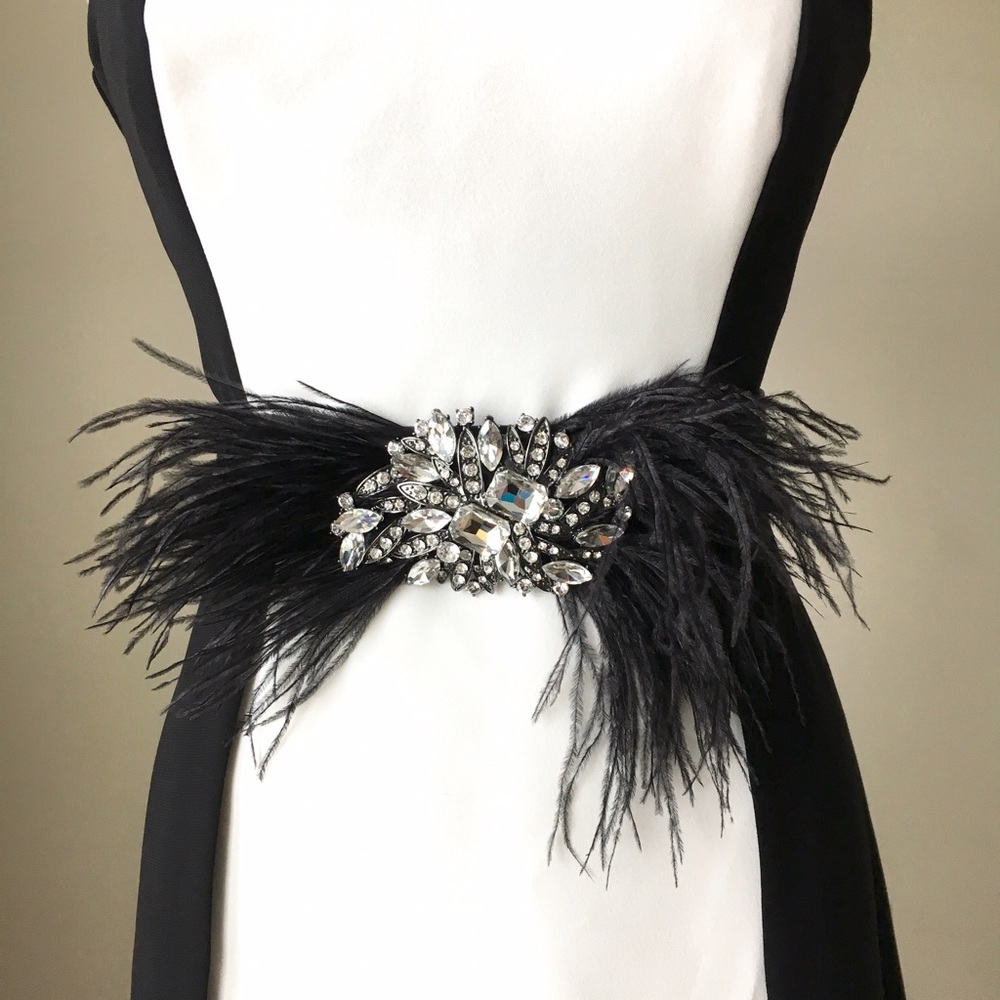 Wide feather black stoned statement belt - Picture 4 of 4