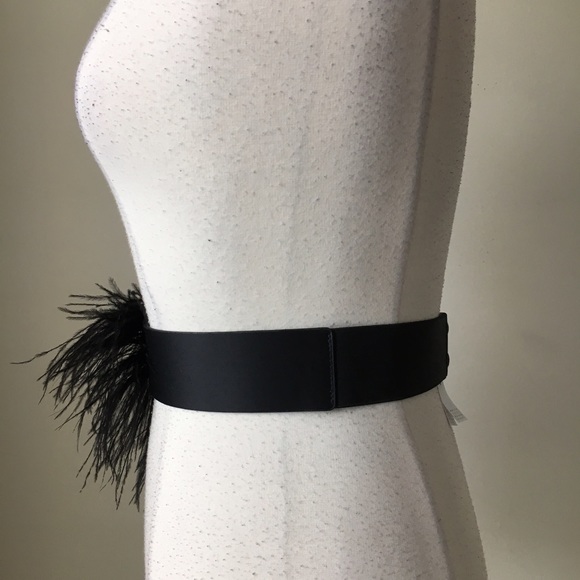 Wide feather black stoned statement belt - Picture 2 of 4