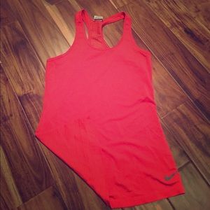 Nike workout tank