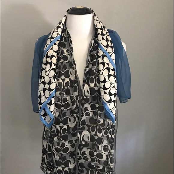 Coach Scarf Set - Picture 2 of 3