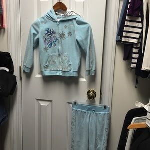 Frozen hooded shirt and pants