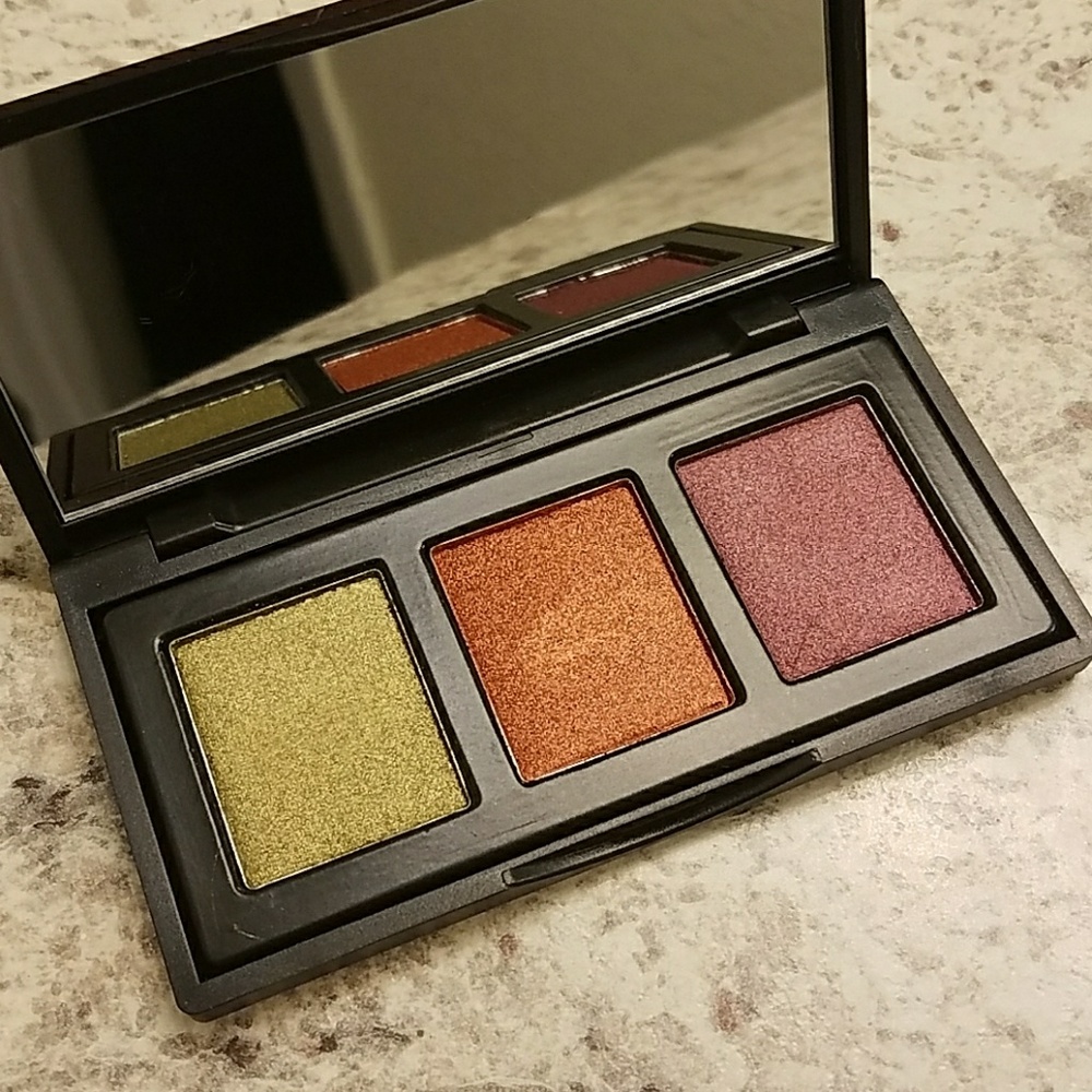 Naked Cosmetics Urban Rustic Trio