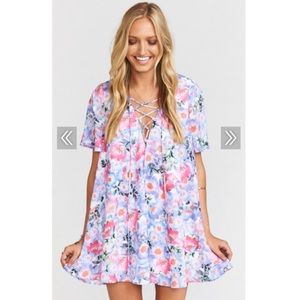 EUC Poppy Daze Lace Up Kylie