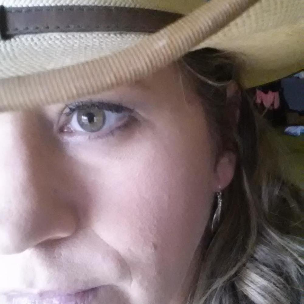 Meet your Posher, Jennifer