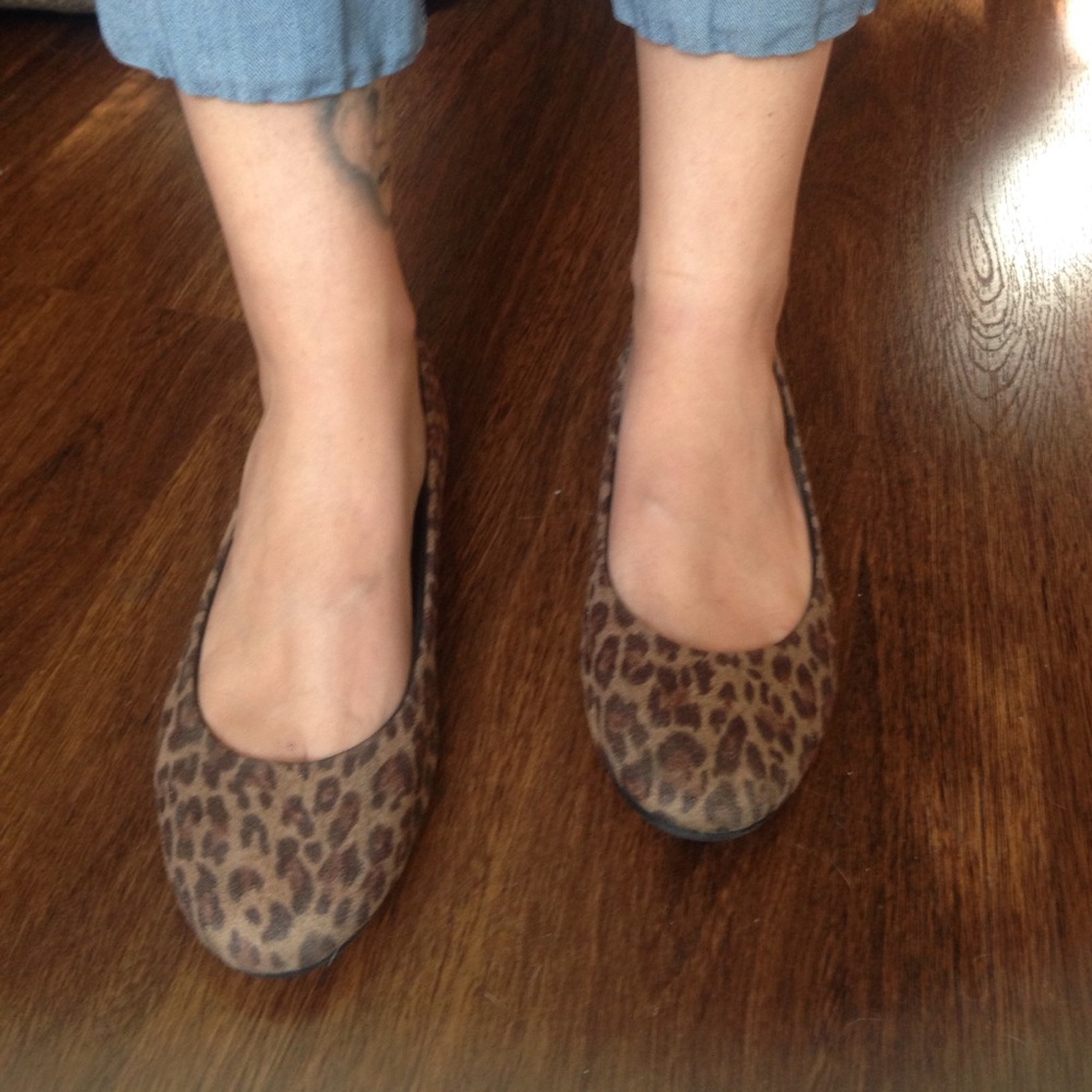 Leopard print flats