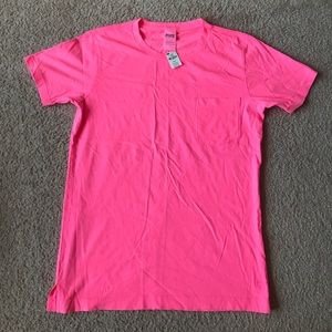 VS PINK (PINK) POCKET TEE