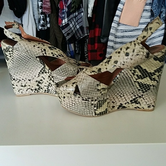 Jeffrey campbell Mariel wedge size 6 - Picture 4 of 6