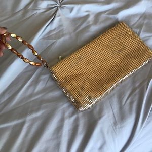 ✨Guess wristlet ✨