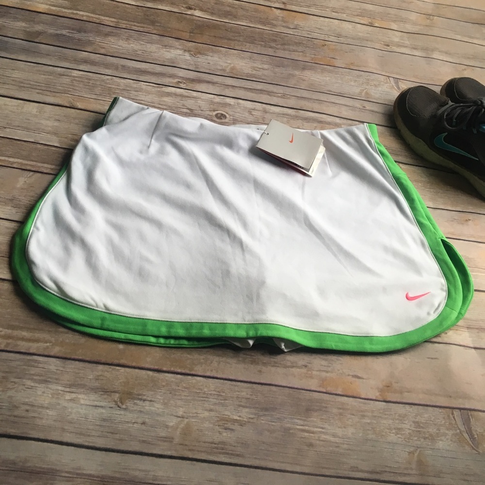 NWT Nike Dri-Fit Skirt