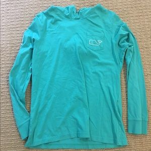 Vineyard vines pullover tshirt