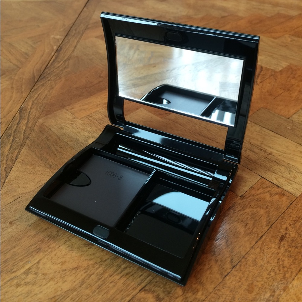 Mary Kay Compact (unfilled)