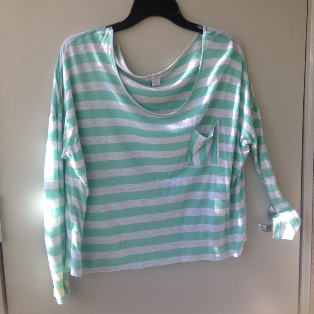 Cotton On Mint and gray flowy top