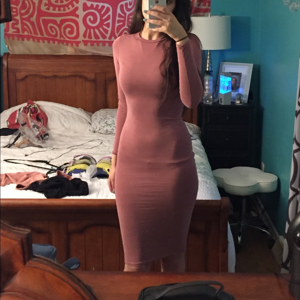 SOLD Windsor bodycon dress