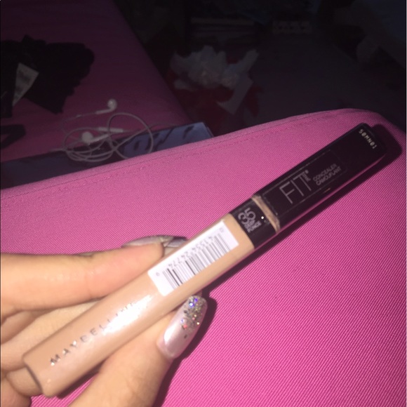maybelline concealer deep 35