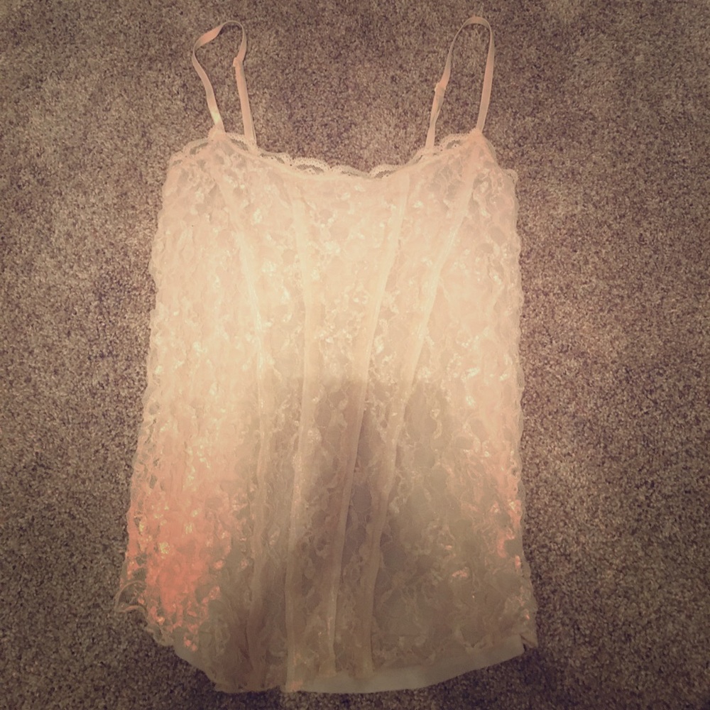 Patterned creme colored shirt