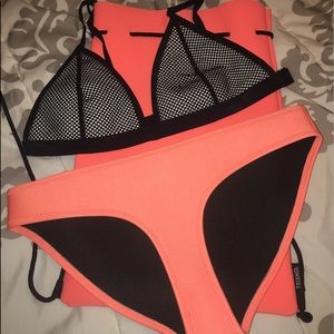 Triangl bikini