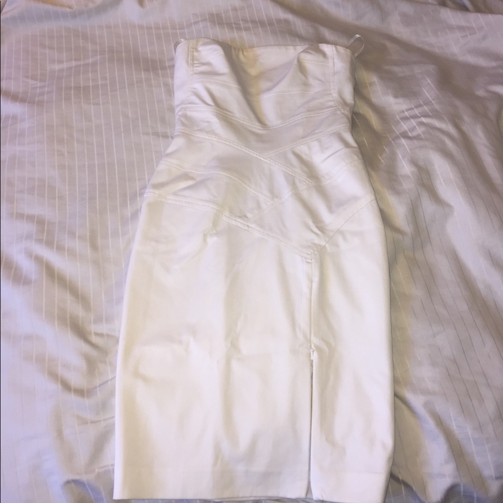 White strapless dress