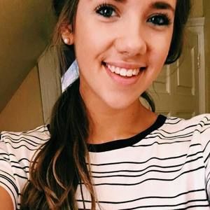 Meet your Posher, Carlye